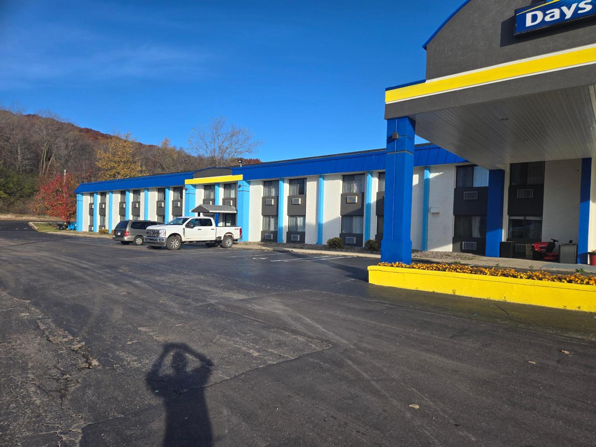 Hotel Days By Wyndham Cascade Mountain Area Portage